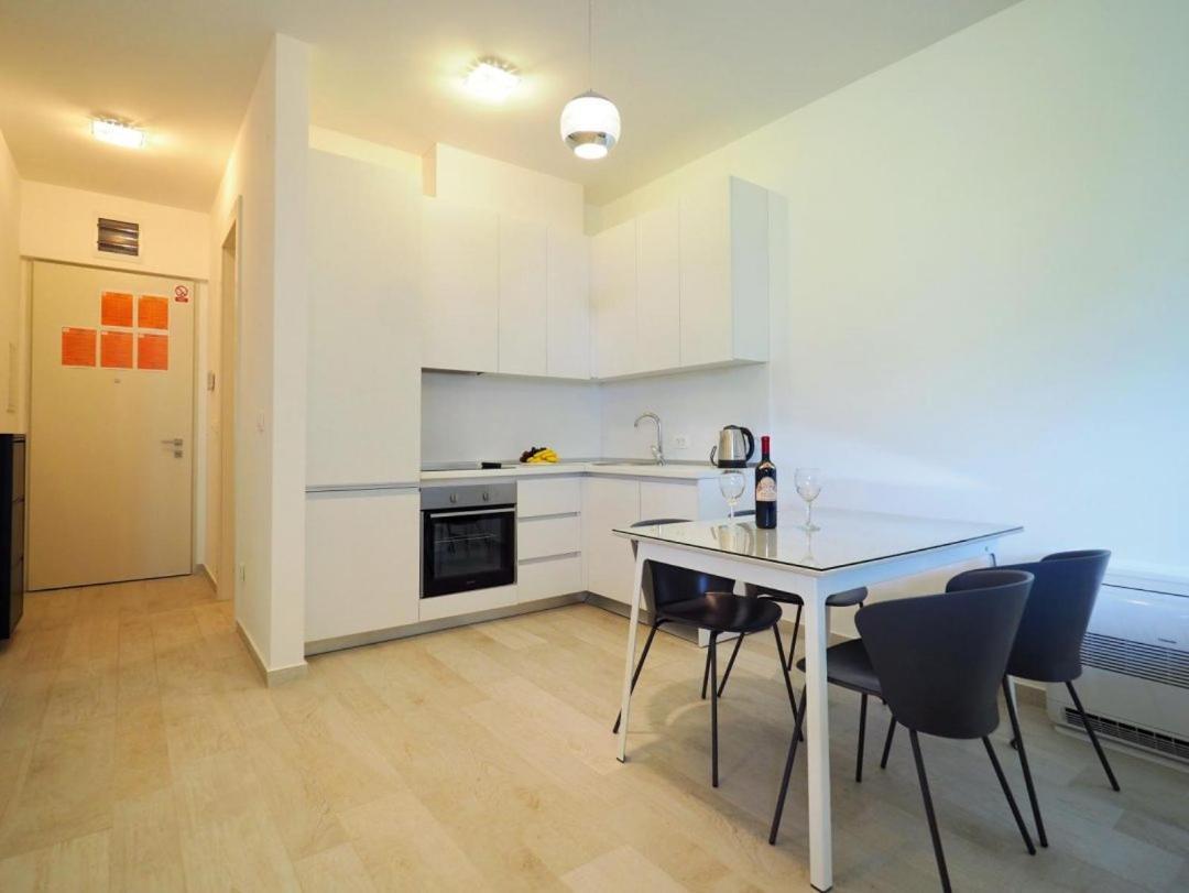 בודווה Royal Montesun Apartments מראה חיצוני תמונה