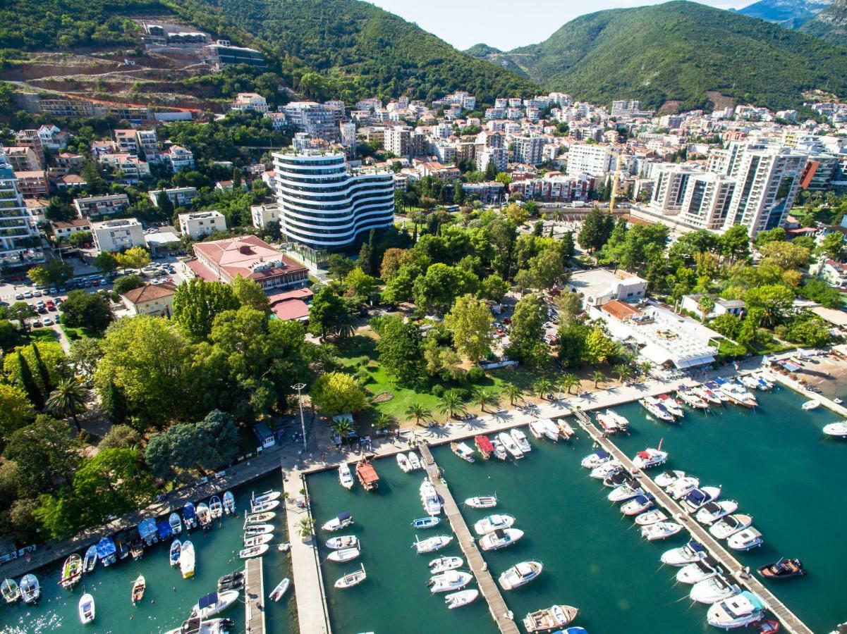 בודווה Royal Montesun Apartments מראה חיצוני תמונה